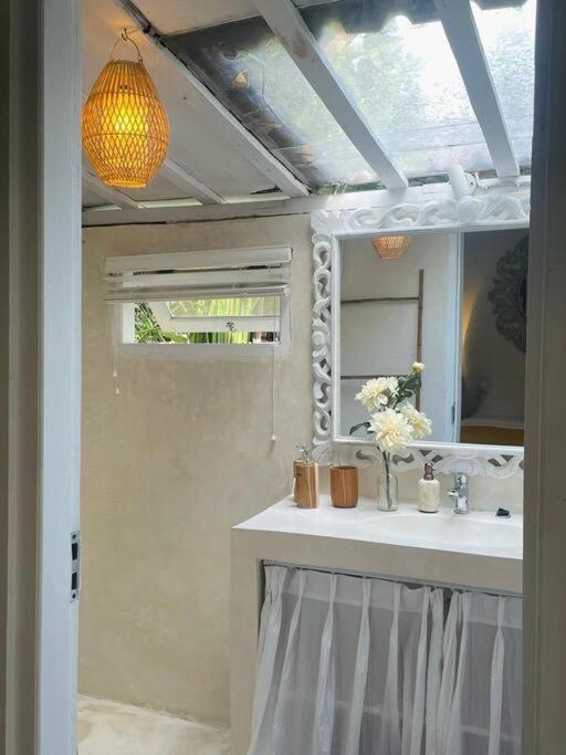 Kayu Keluarga Lilas Villa *